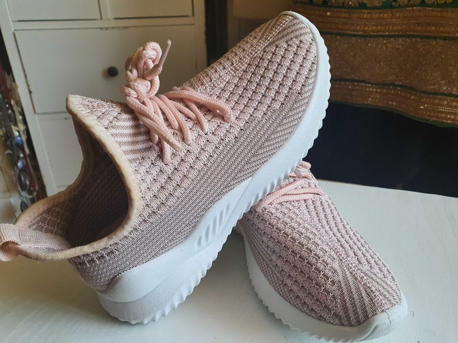 Adidasi panza marimea 36 Rubi Shoes