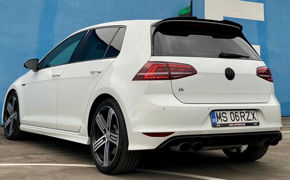 Volkswagen Golf VII R