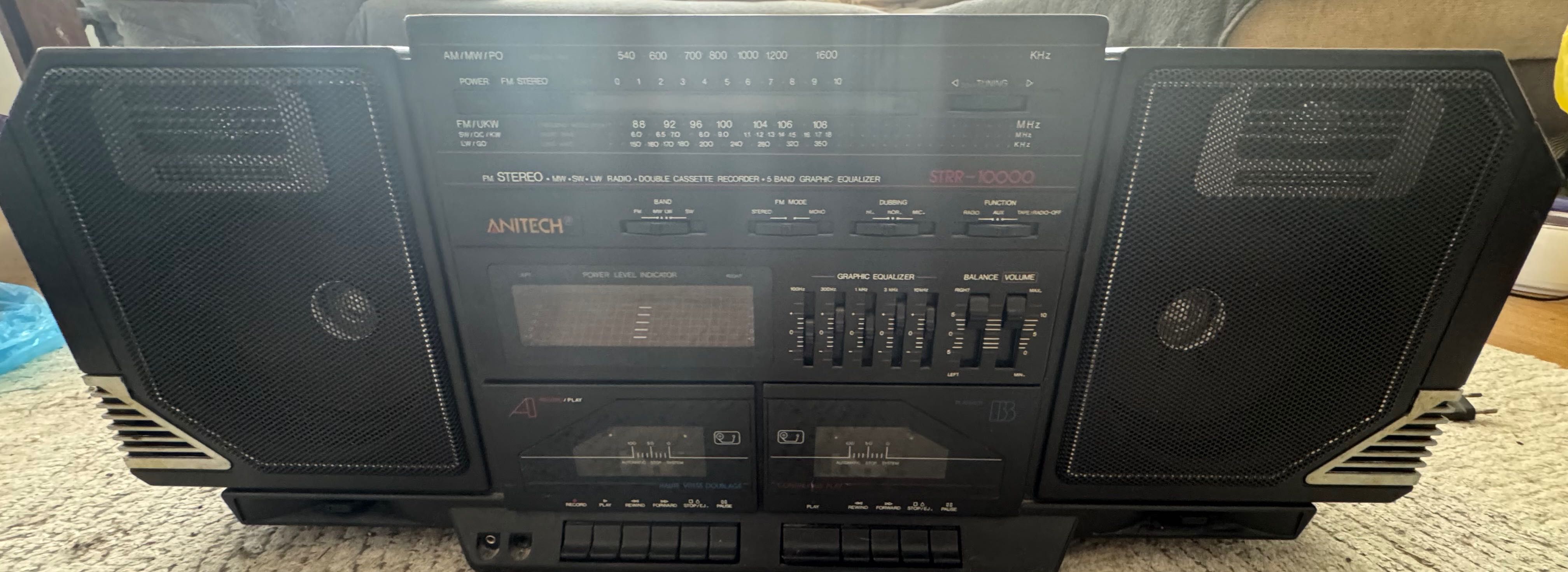 Винтидж касетофон Anitech STRR-10000 – радио работи