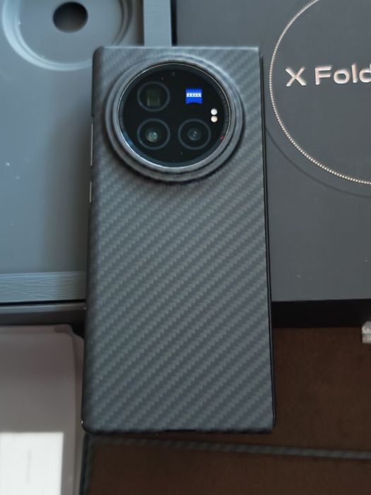 Vivo X Fold 3 Pro 16/512 глобален с български език