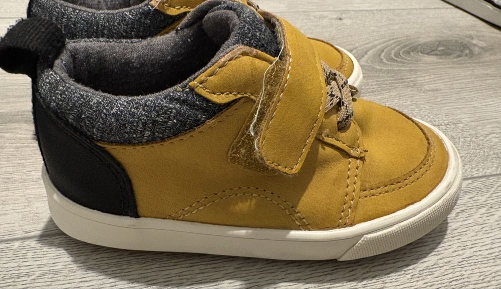 Vand lot papuci copii, marimea 23