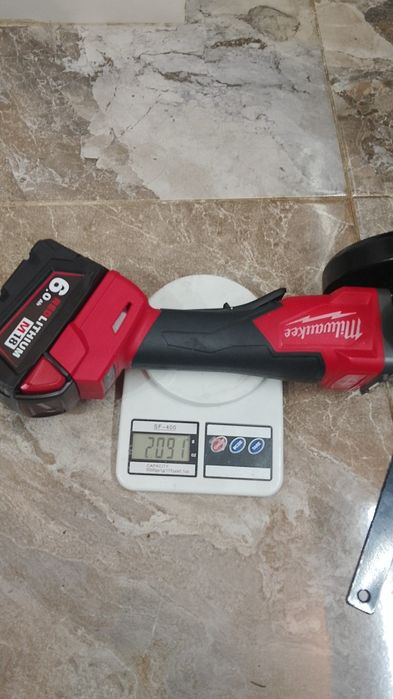 Flex Milwaukee cu variator si baterie de 6A NOU