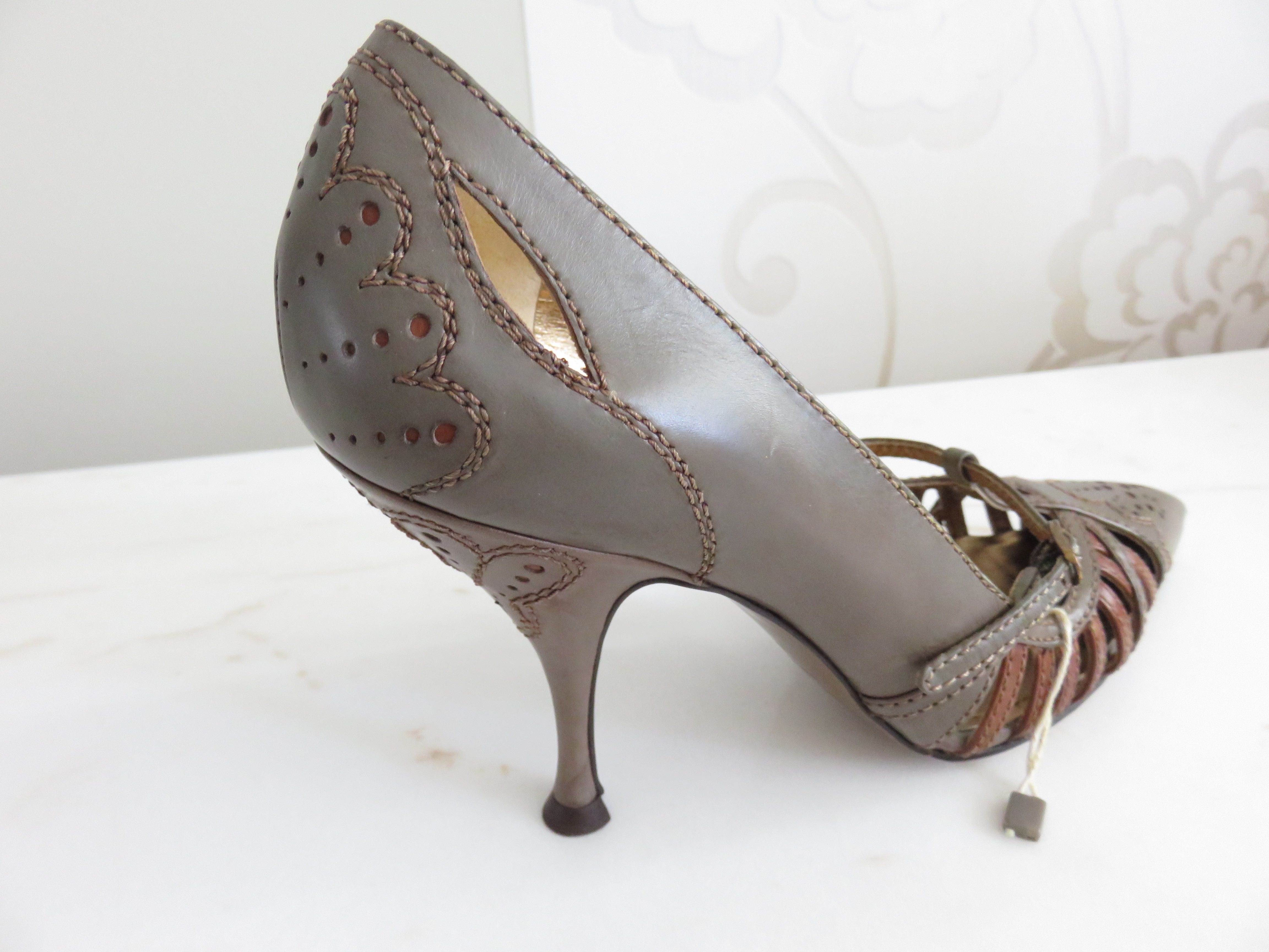 Обувки с ток Dolce & Gabbana, 39 - 40, нови