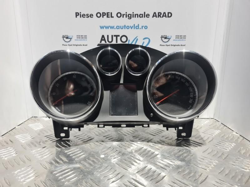 Ceas bord benzina Opel Astra J Facelift 1.8 ; 1.4 ; 1.6