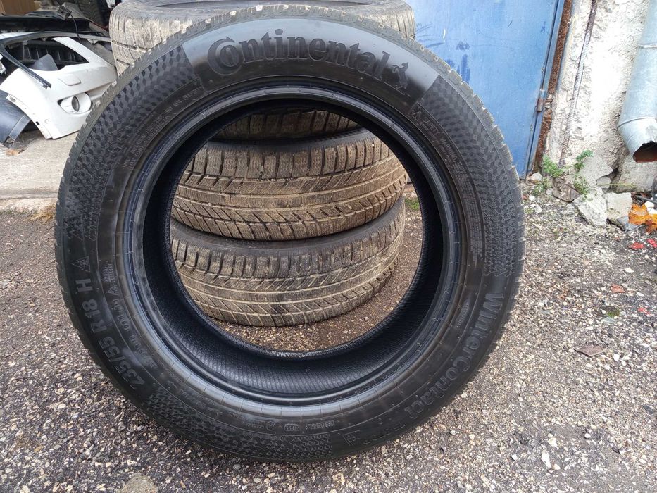 Зимни гуми Continental 235/55R18