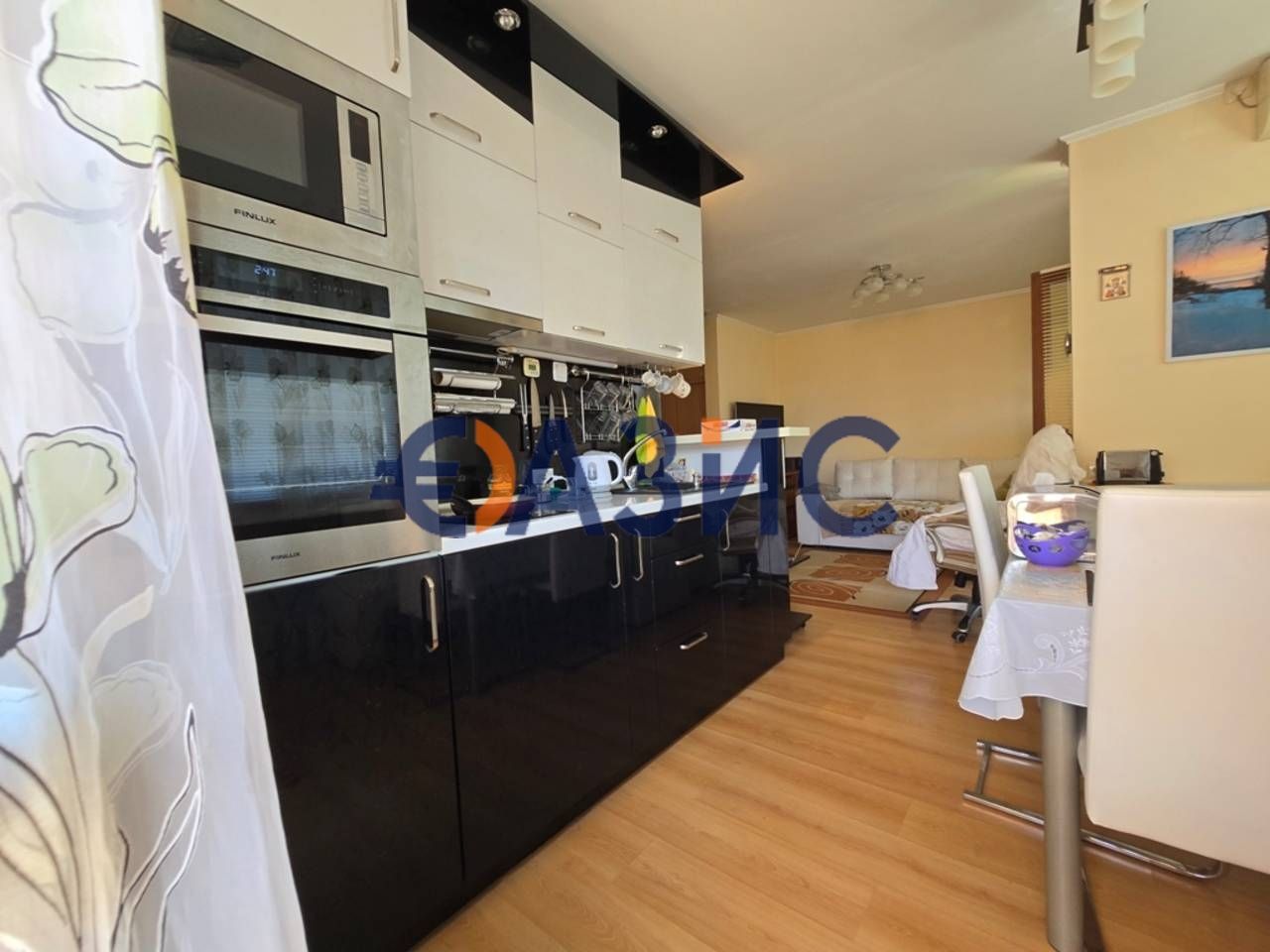 Продава се Едностаен апартамент в Несебър - 48 кв.м за 1313 €/кв.м - Снимка #8