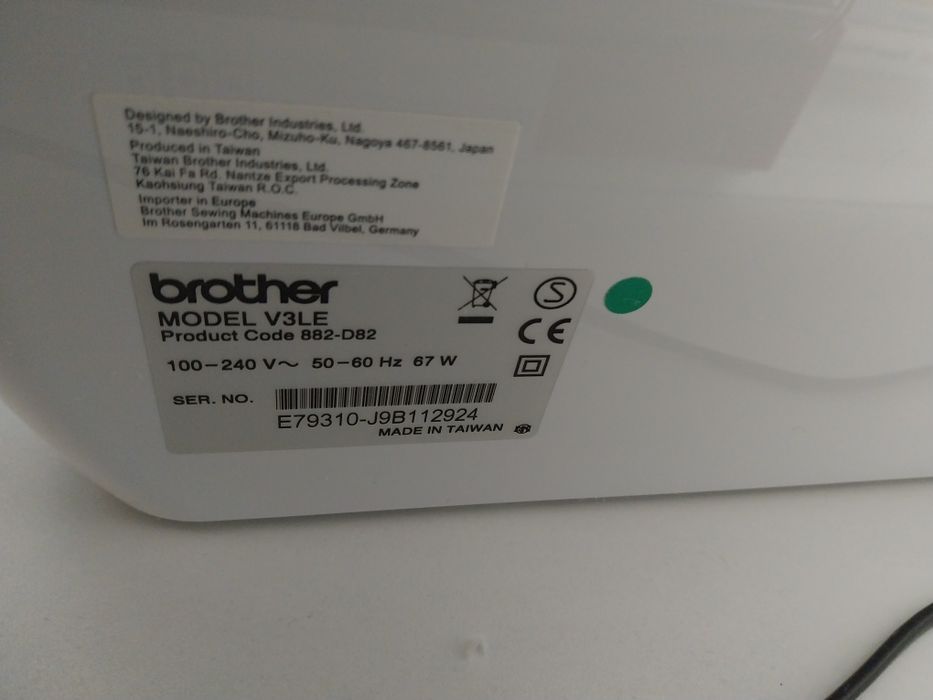 Masina de brodat Brother Innov-is V3 Limited Edition