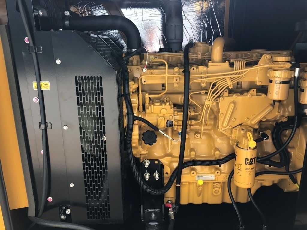 Generator Caterpillar motor C7.1 150 kVA nou,garantie,silentios,2021