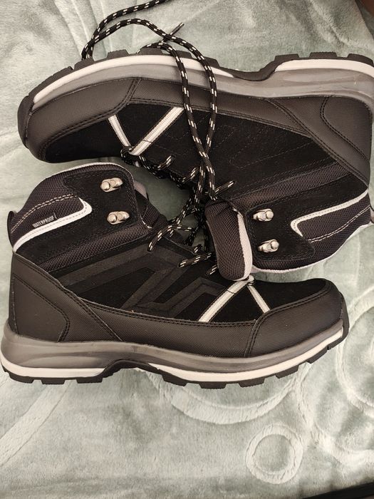 Ghete piele Hi Tec 45