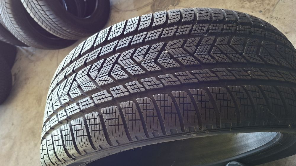 1buc NOU 285 40 R22 Pirelli iarna M+S cauciuc anvelopams 22