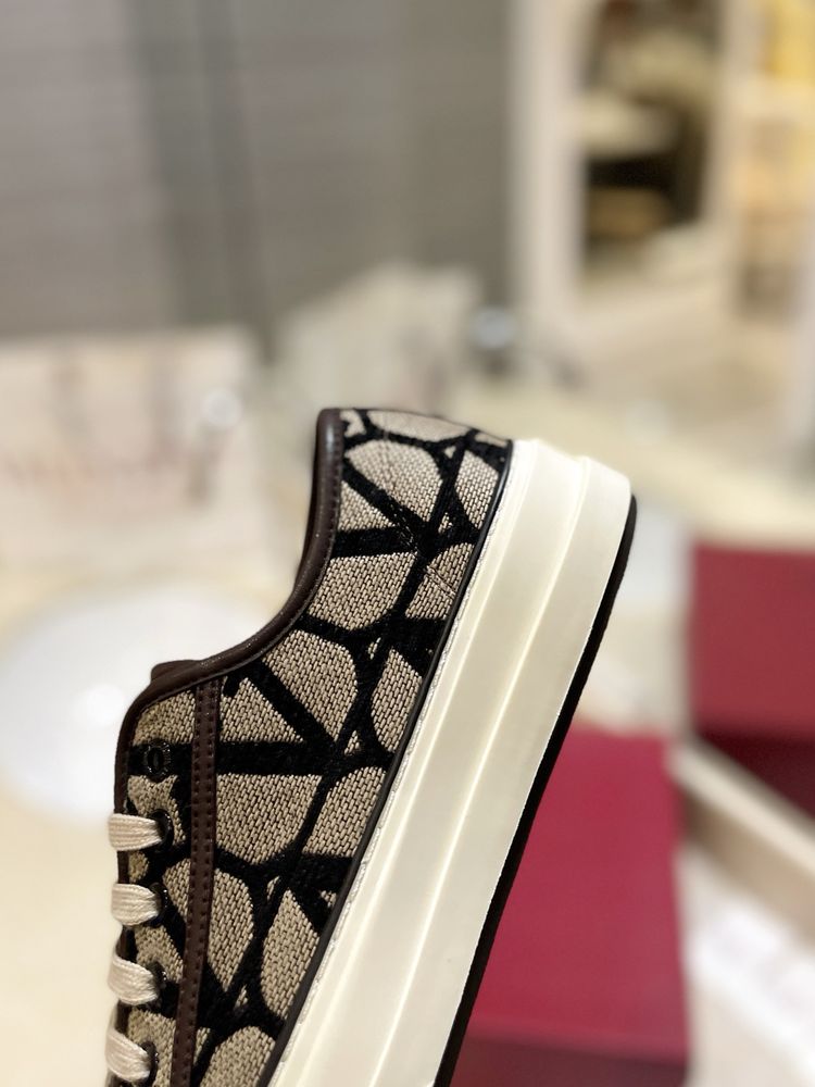 Adidasi Valentino 35-46
