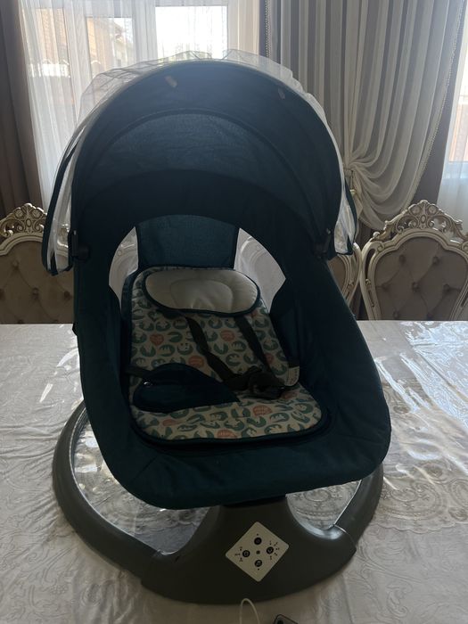 Качелья манеж чезлоног