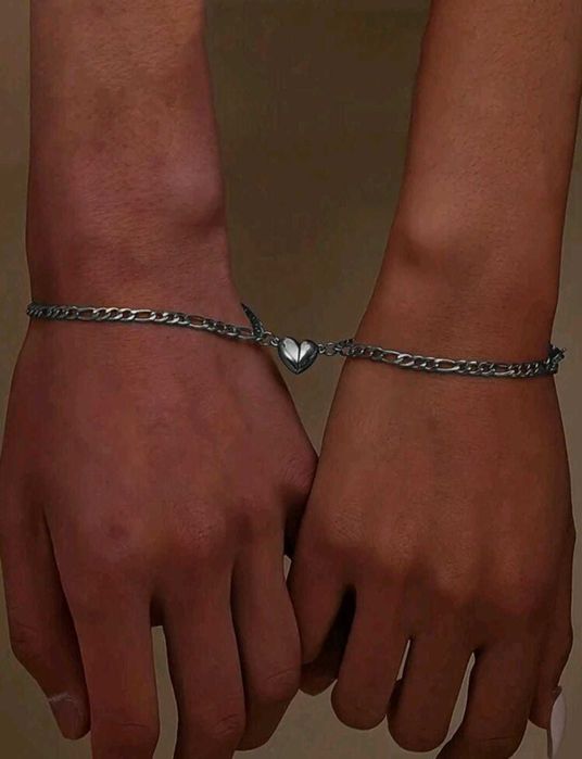 Brățări pentru cupluri