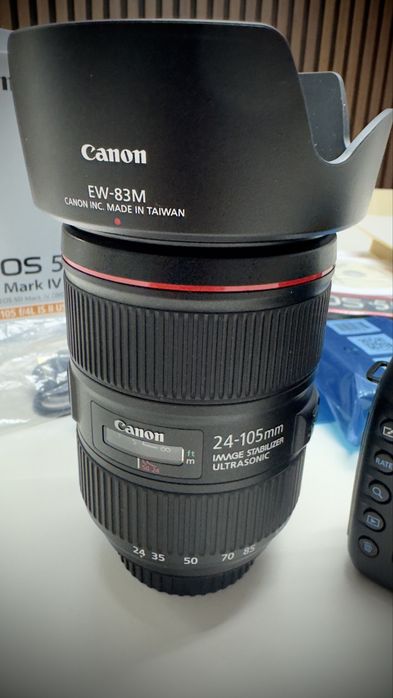 Canon EOS 5D Mark IV + Canon EF 24-105 f/4L IS II USM kit