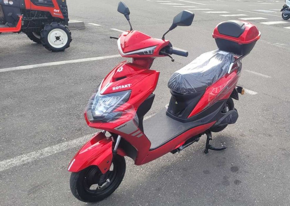 Scuter Rotakt Avalanche, Motor 1500W, Autonomie pana la 53 Km