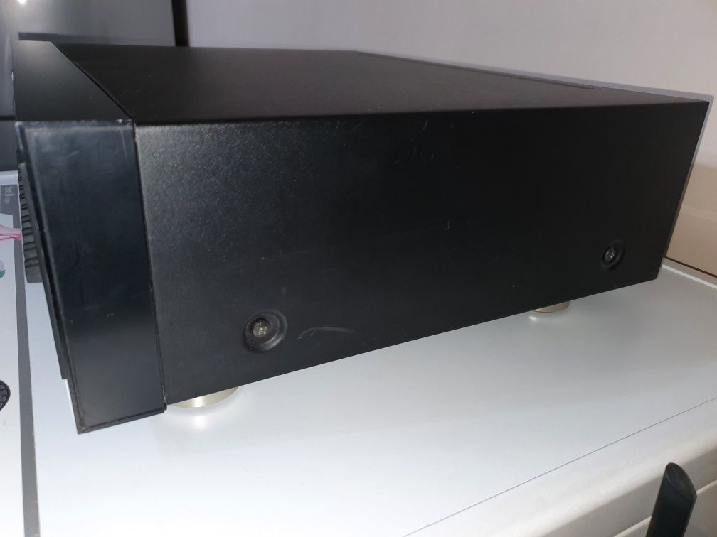 Onkyo Integra -EQ 540 +TA R77