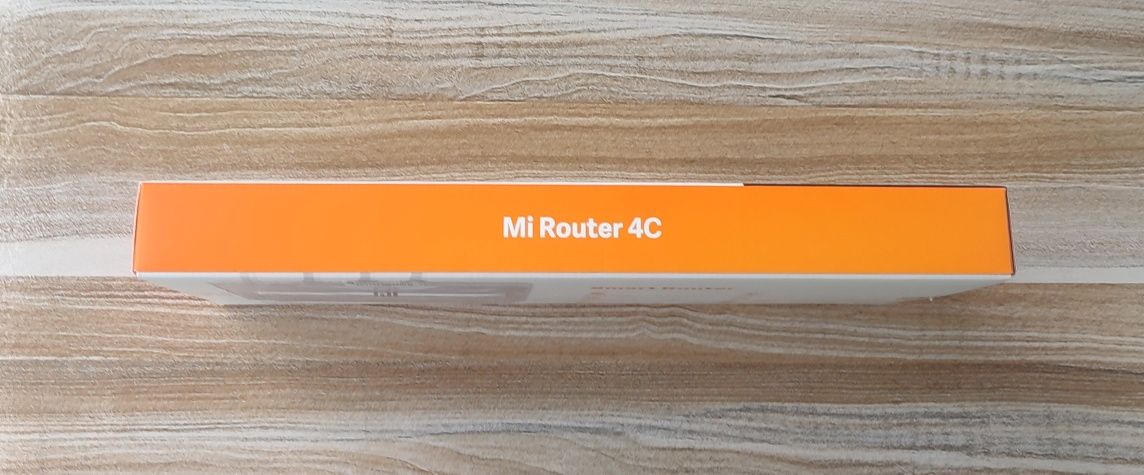 Нов Xiaomi Mi Router 4C / 300 Mbps High - Speed / 5 dBi