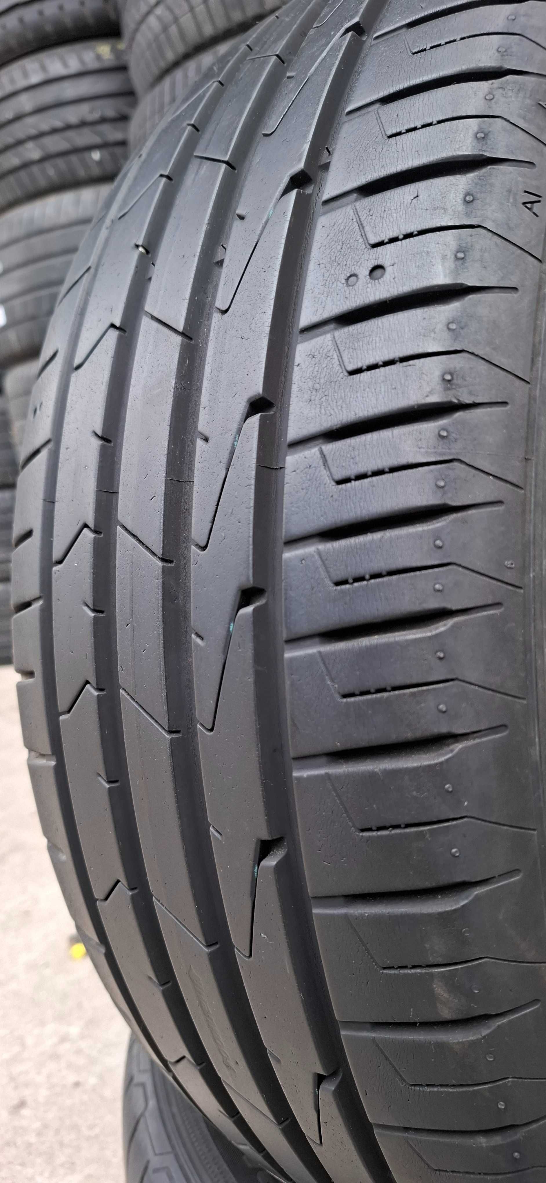 2бр. 215/55/17 Hankook 7mm грайфер, дот 17г. Безплатен монтаж