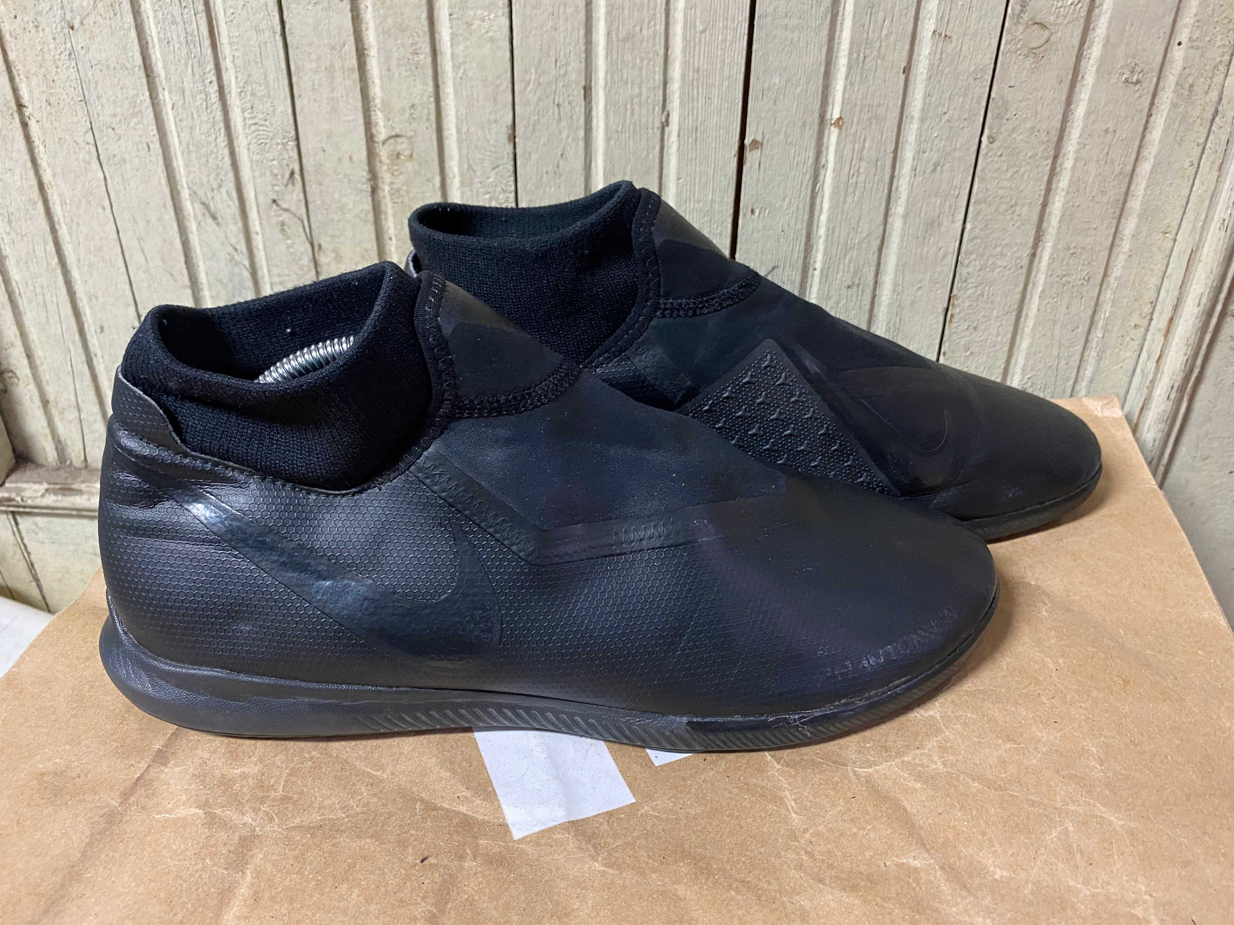 ''Nike Phantom VSN Academy DF IC''оригинални маратонки 45.5 номер