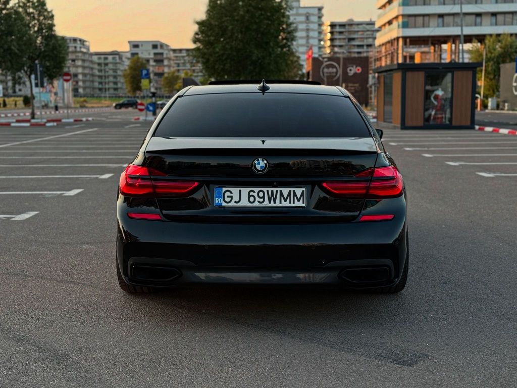 BMW SERIA 7 G11 2016