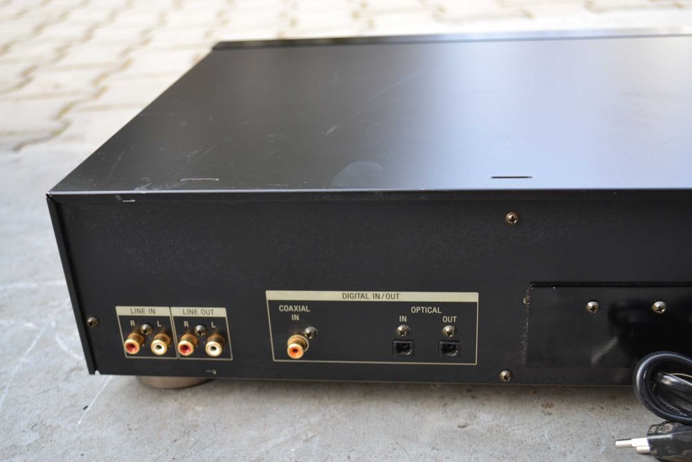 DAT Sony DTC 670