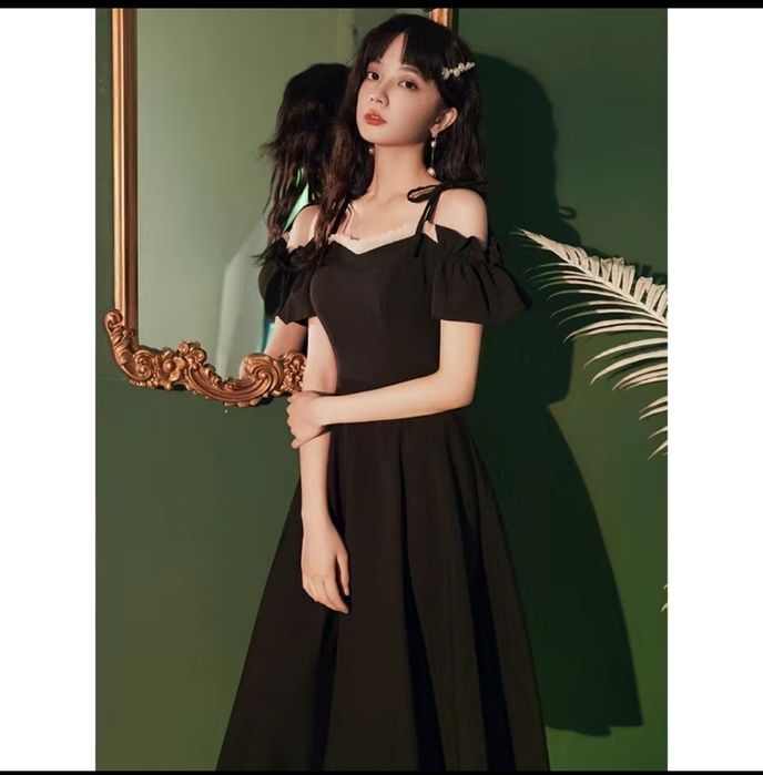 Платье, размер L , цена 2000