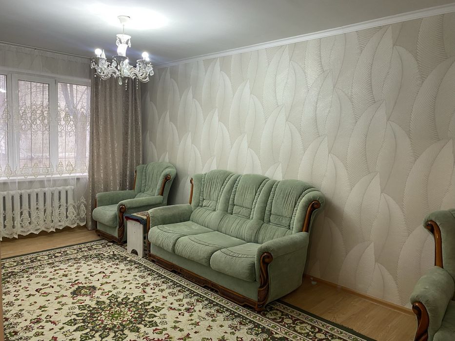 2-х кв на 8 мкрн.Рядом универ Жубанова и рынок Алтай