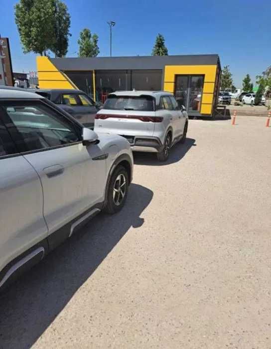 BYD Yuan Up Dop 0 probeg bilan sizni nomizga chiqaramiz