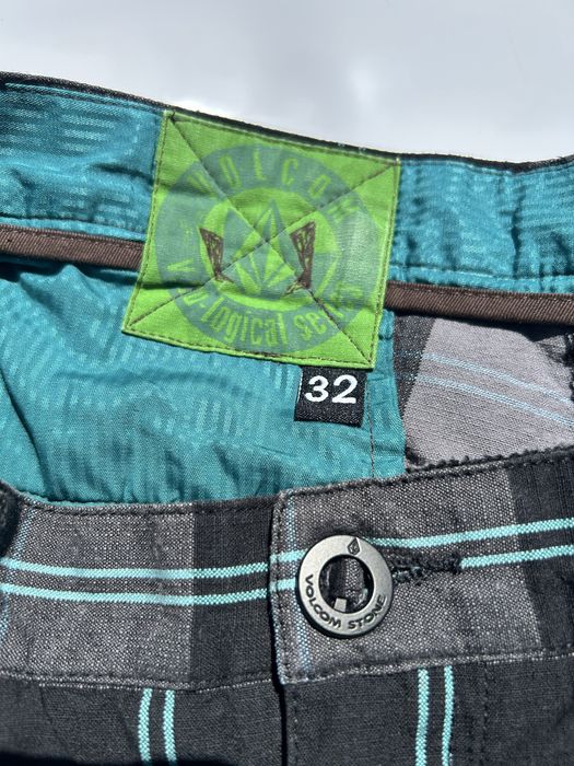 Pantaloni scurti Volcom carouri bumbac organic marime 32
