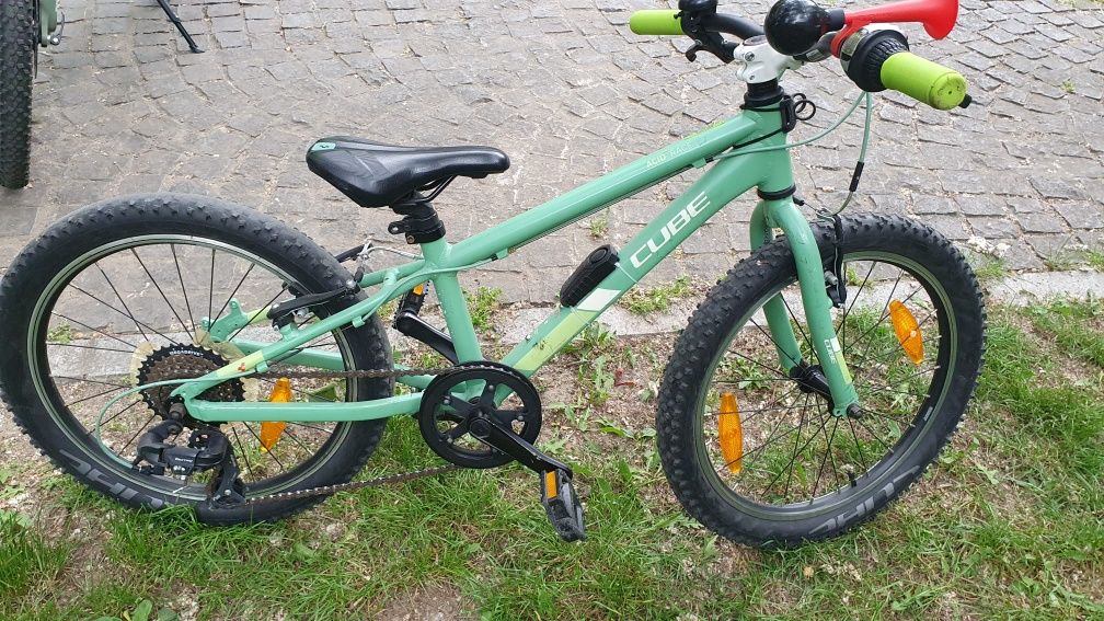 Bicicleta cube 20 inch copiii