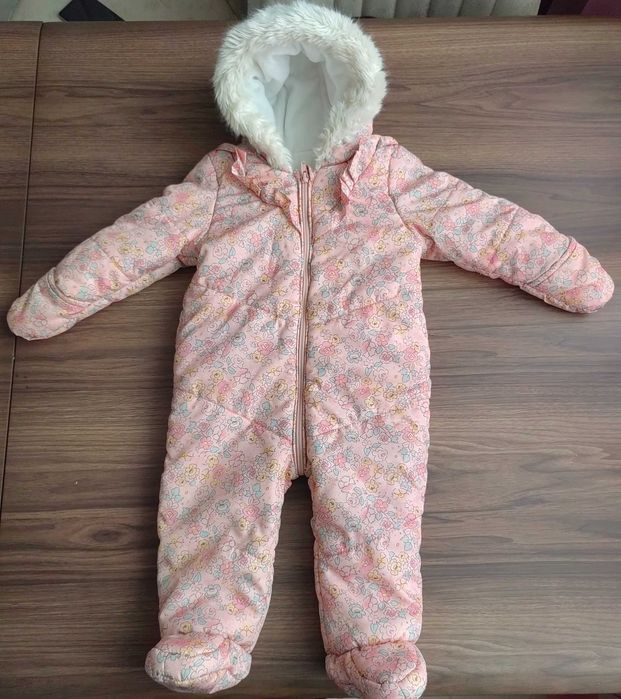 Космонавти /George/RESERVED/ за момиче 9-12м