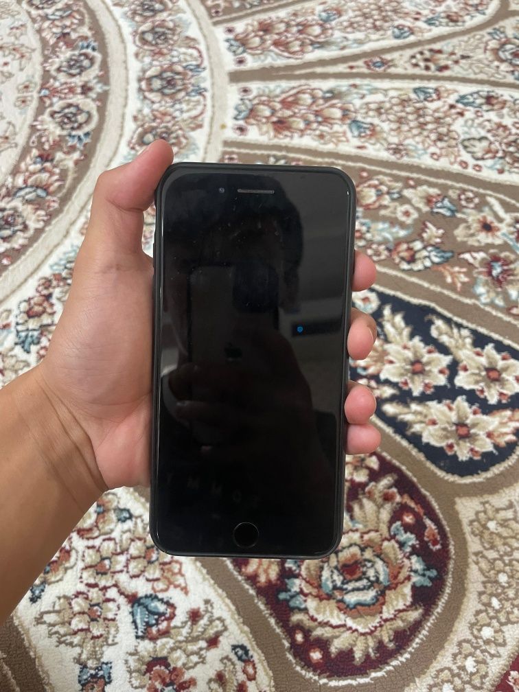 Iphone 7+ сатылады