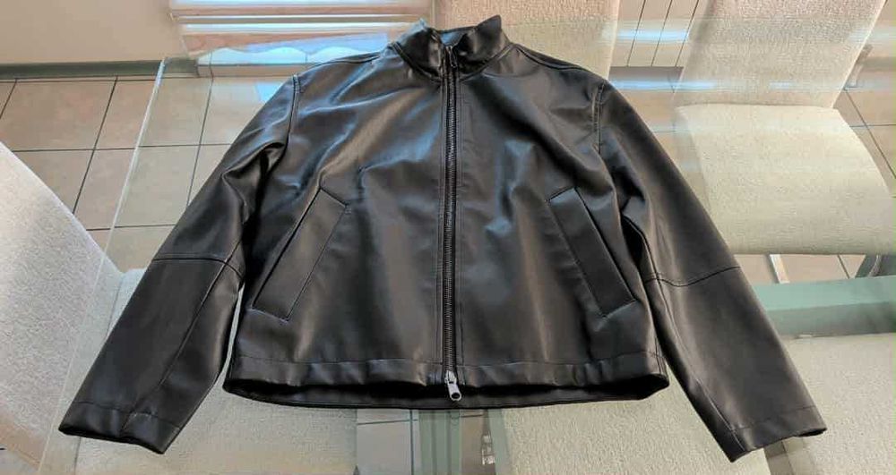 Кожено яке на Zara