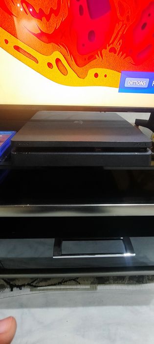 Ps4 slim sotiladi