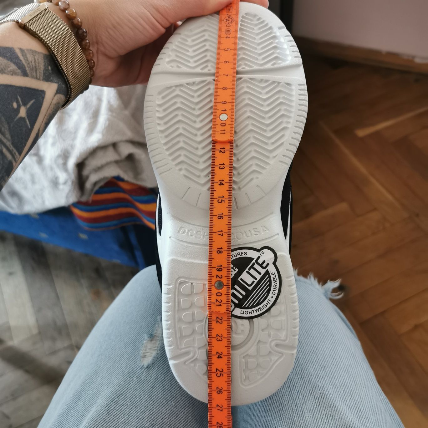 Нови обувки DC, размер 37,5