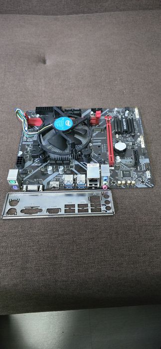 i5 9400f +placa de baza