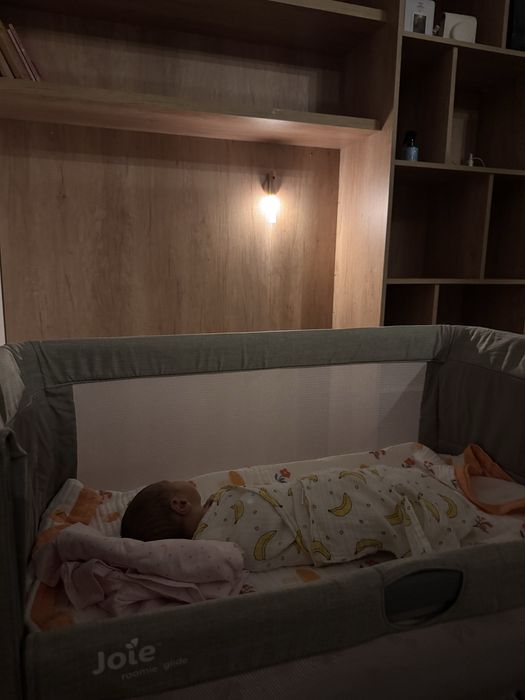 Приставная кроватка joie roomie glide