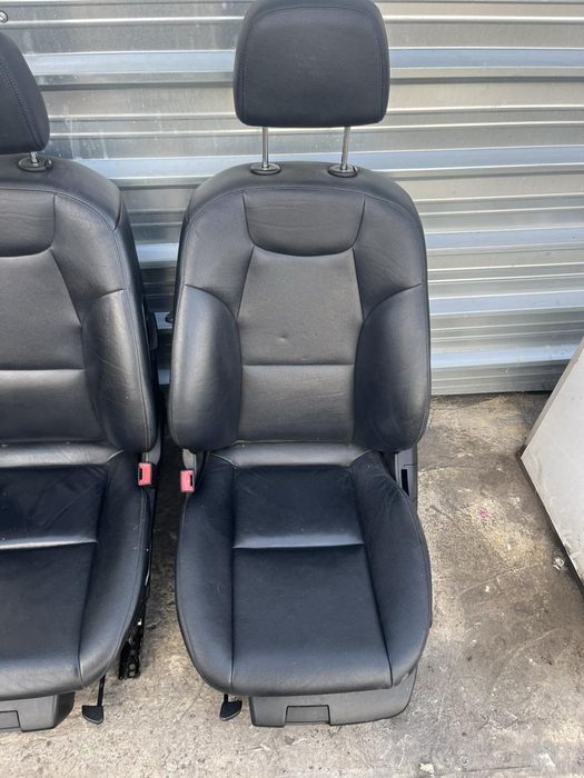 Салон Мерцедес mercedes benz W204 C class кожа кожен черен номер 22