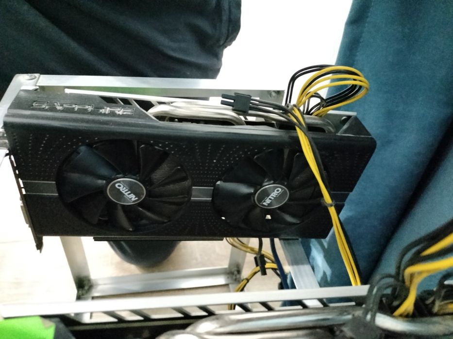 Продаю готовую майнинг-ферму на 5 видеокарт Sapphire Nitro+ RX 580 8GB