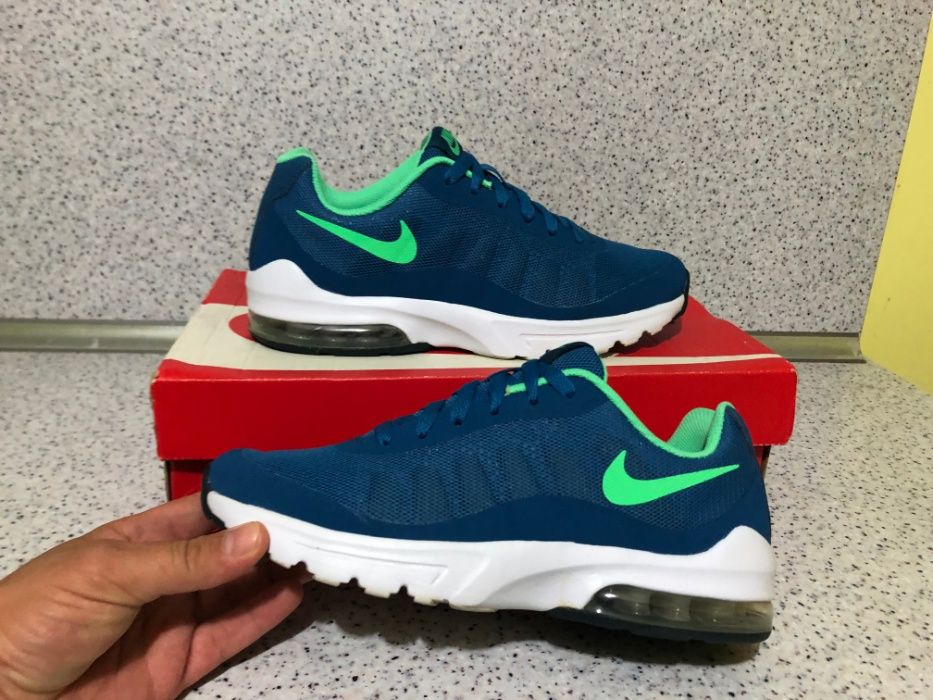 ОРИГИНАЛНИ *** Nike Air Max Invigor / Blue Green White