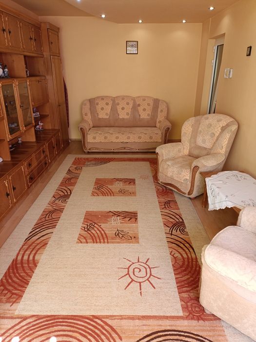 Vând apartament 2 camere decomandat, Republicii Mega Image, stradal.
