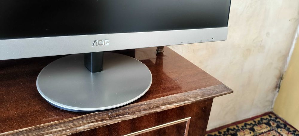 Продавам монитор AOC I2369VM, 1920x1080, 75 Хц, AH-IPS, W-LED