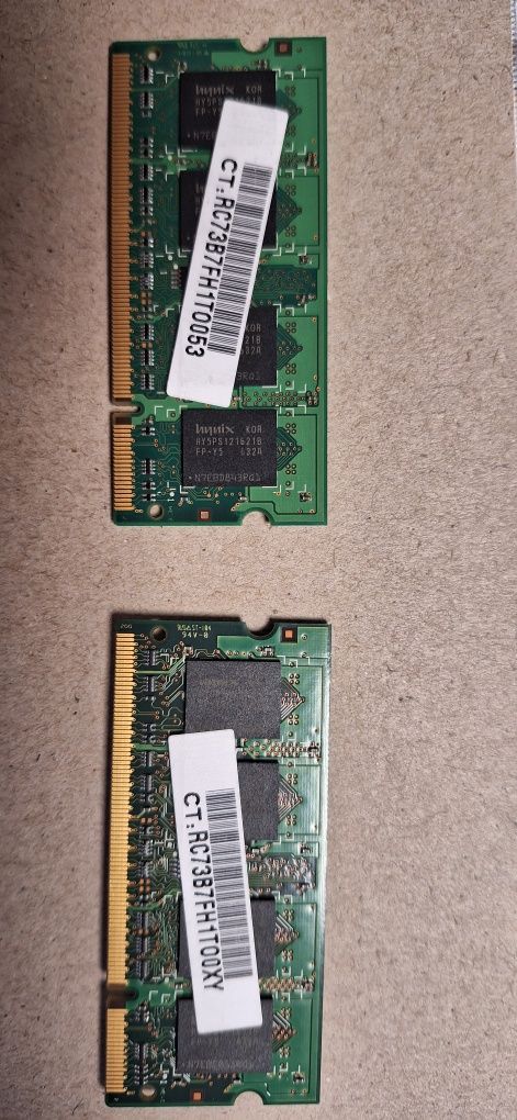 2бр. Hynix 512 MB DDR2 RAM 533 MHz