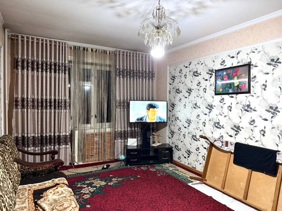 Двухкомнатная 2/1/4 Лисунова 1, 77-я серия, кирпич, Кадышева, Школа 61