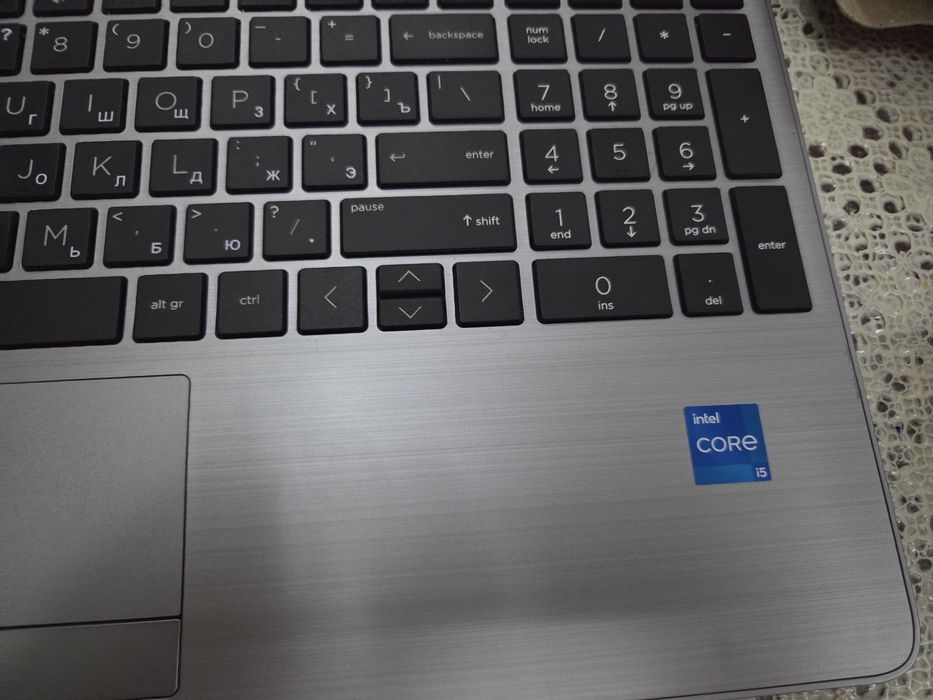 Продаю свой Laptop