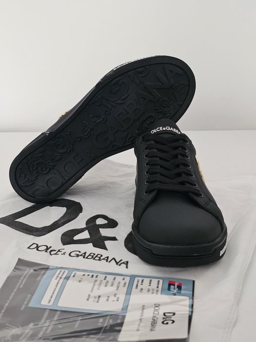 Adidași negri unisex