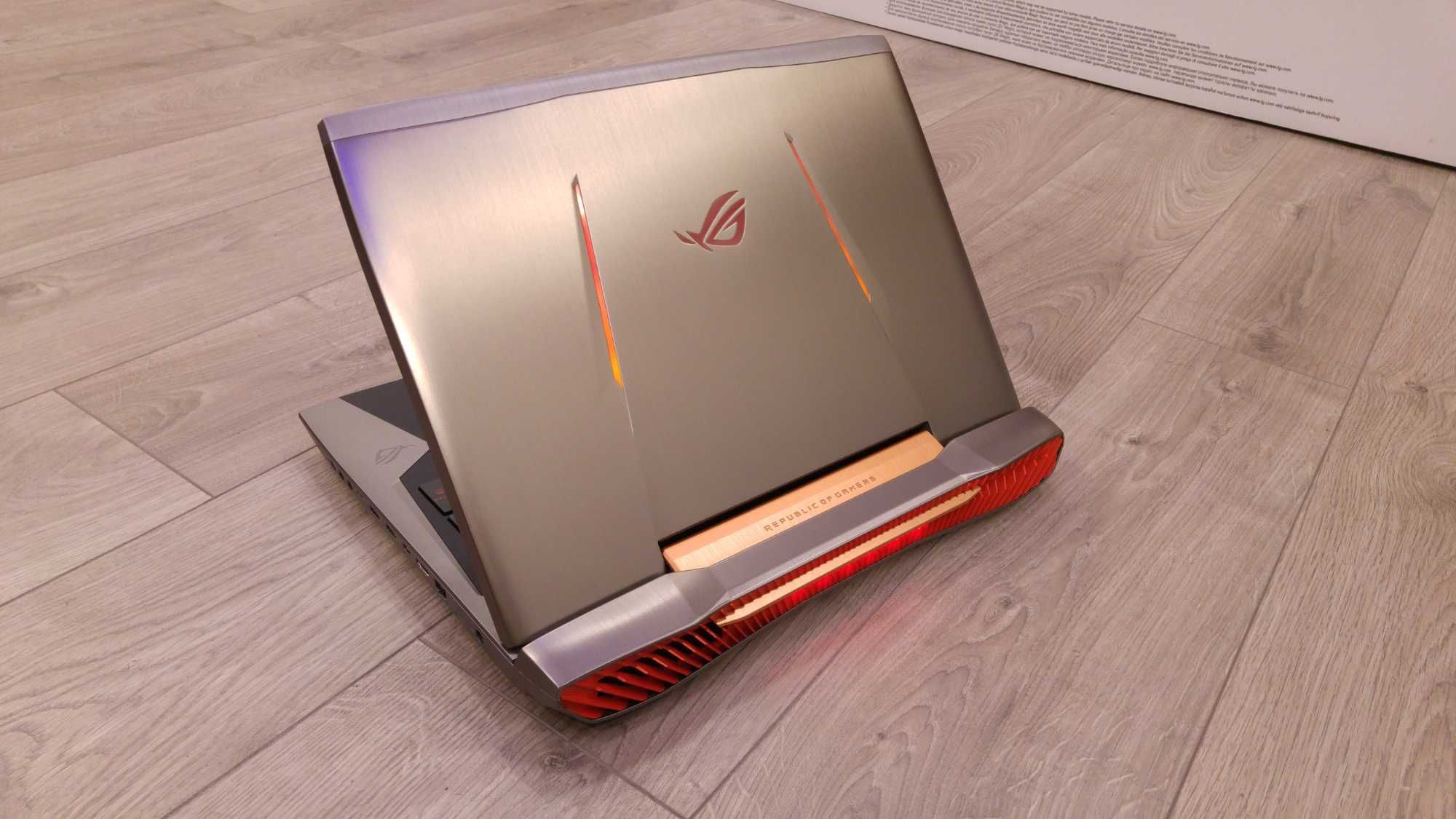 laptop gaming Asus Rog Strix, intel core i7- video 8 gb ,  17,3 inch