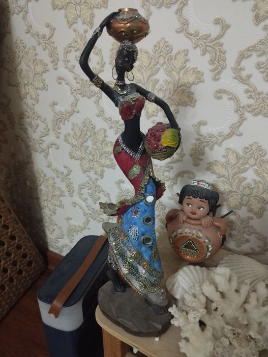 африканская статуэтка