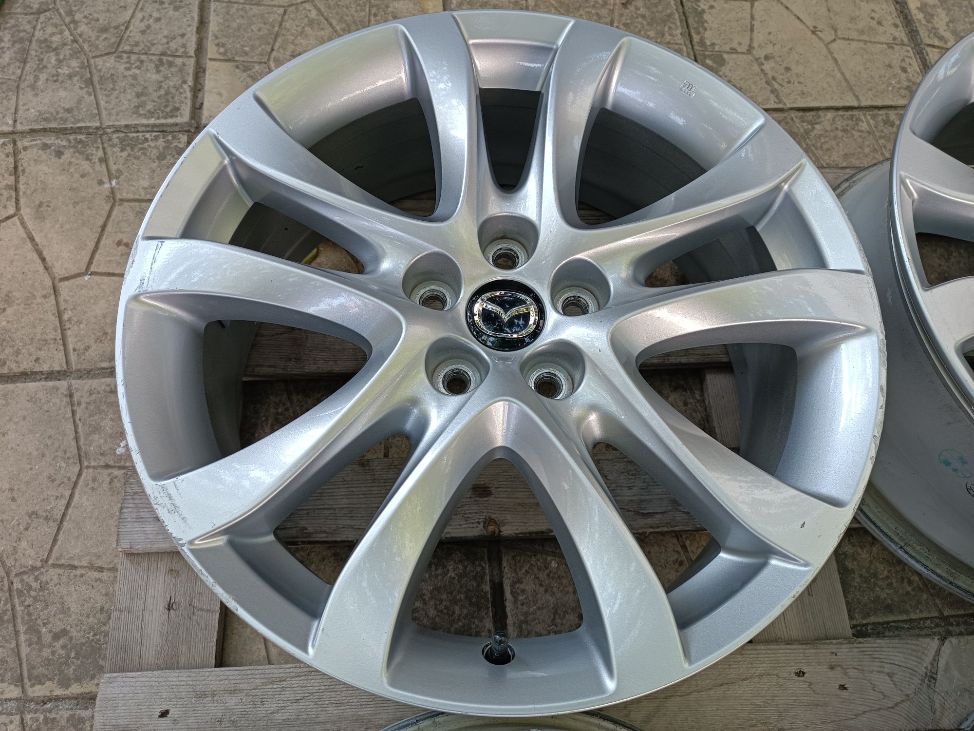 Лети джанти 19ки 5х114.3 Mazda