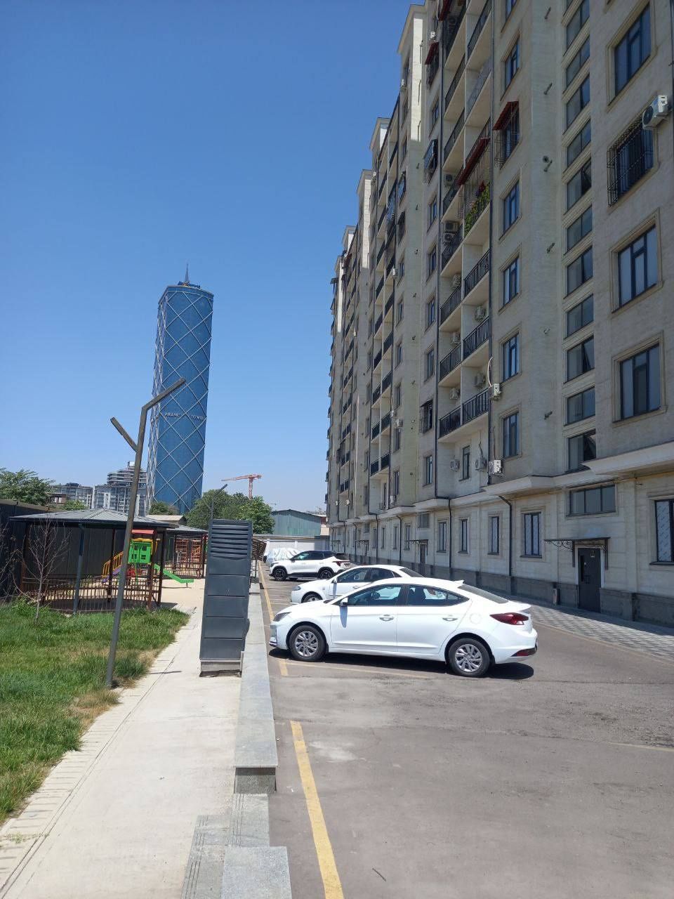 Срочно продаётся 2 ком Новостройка HILMAR